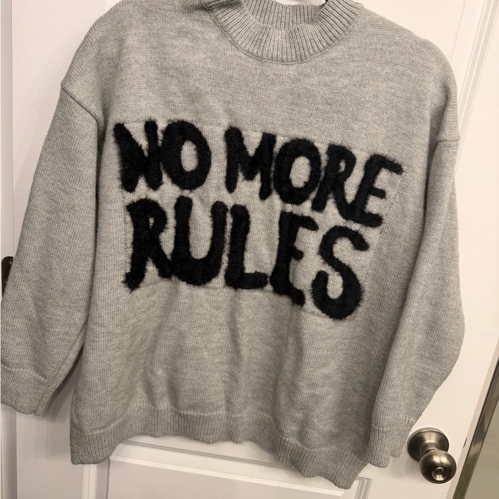 SHEIN Gray sweatshirt